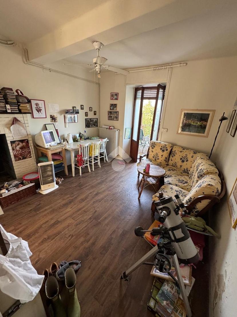 Casa indipendente in Via Castello 16, Alta Valle Intelvi