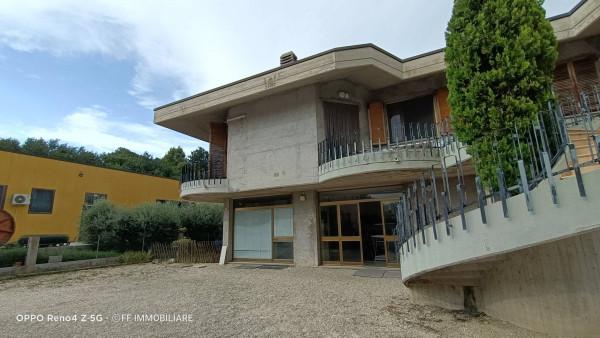 Villa bifamiliare in Via Arno, Macerata — foto 4 di 5