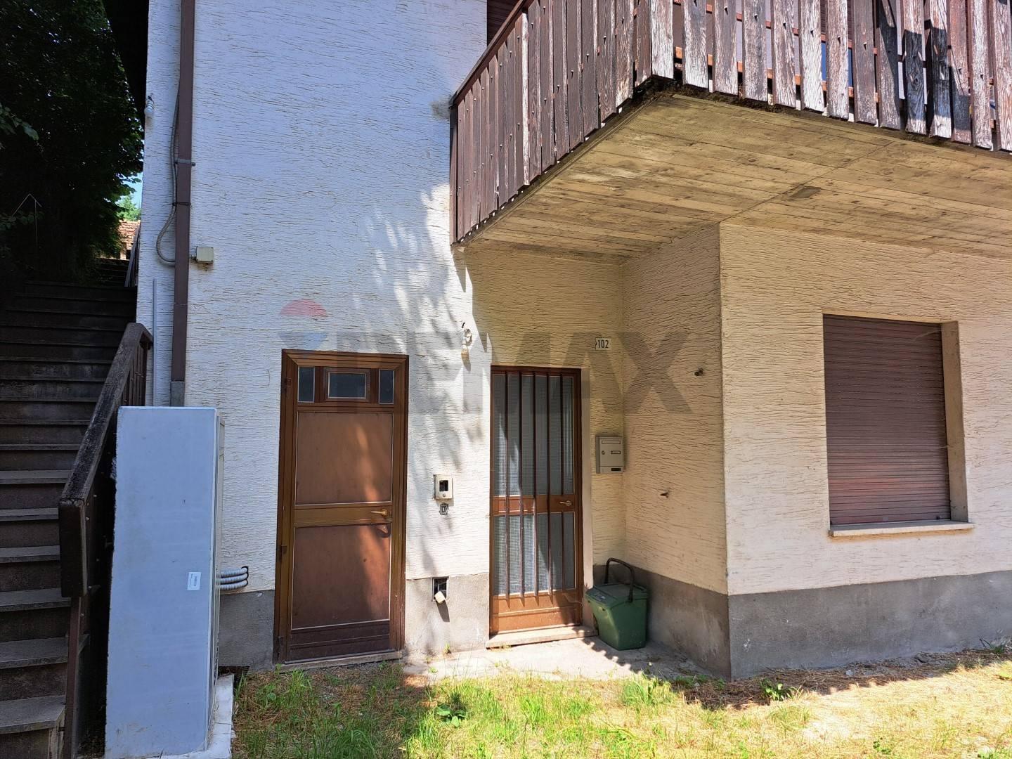 Casa indipendente, Lamon