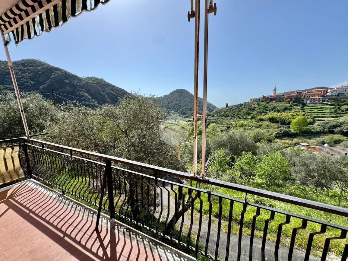 Quadrilocale in Via Giovanni XXIII 3, Castiglione Chiavarese