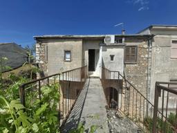 Cascina in Via Borgo Loreto 2, Campoli Appennino