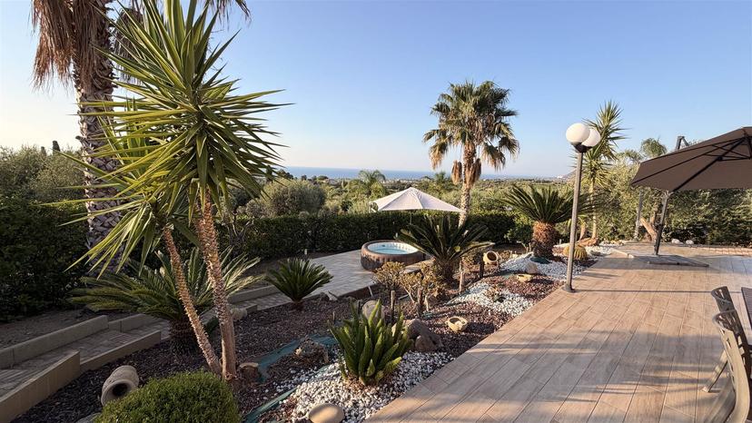 Villa in Via Valeria, Campofelice di Roccella — foto 3 di 5