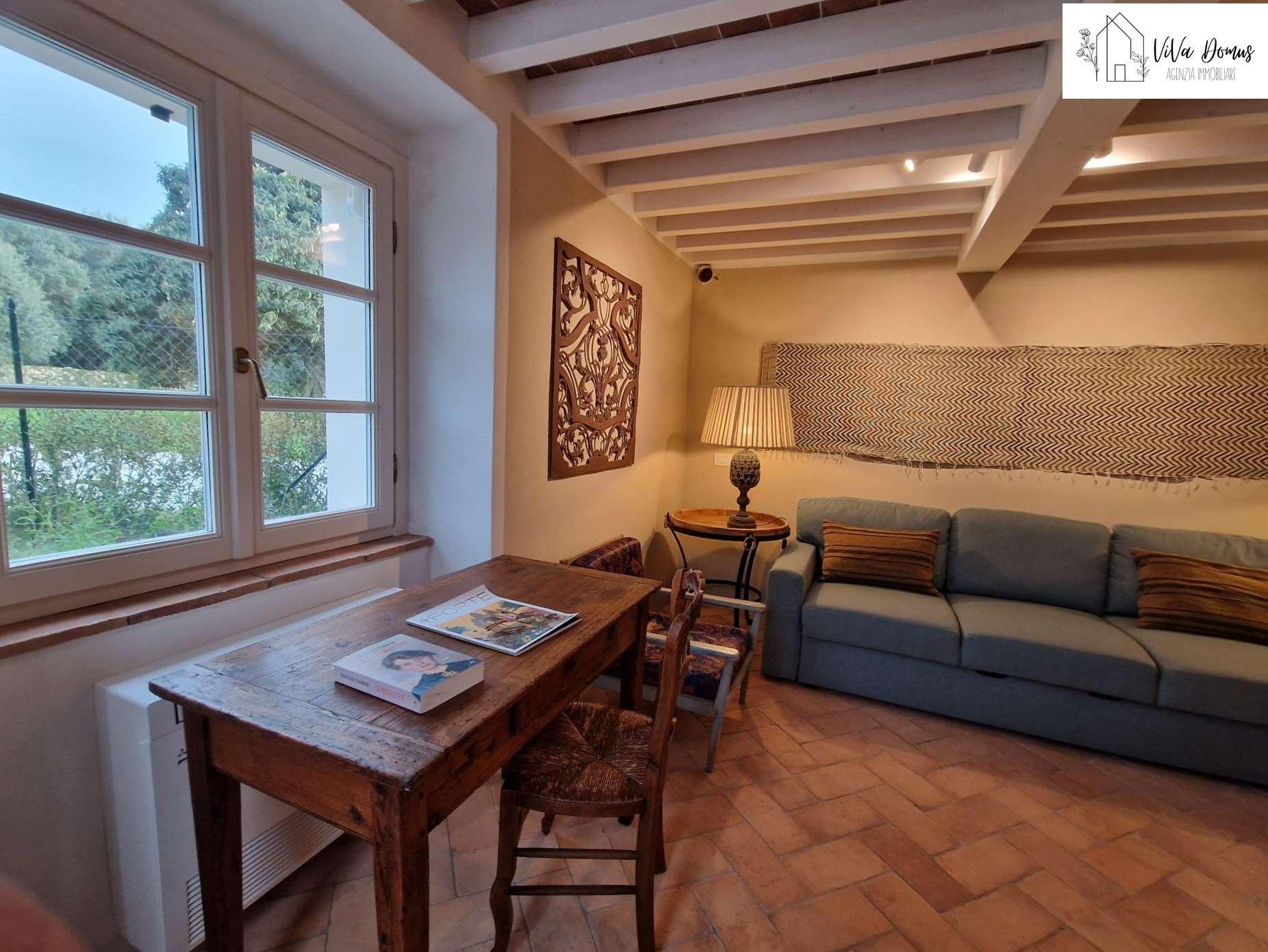 Villa unifamiliare in Via Lungo Fiume Versilia, Pietrasanta