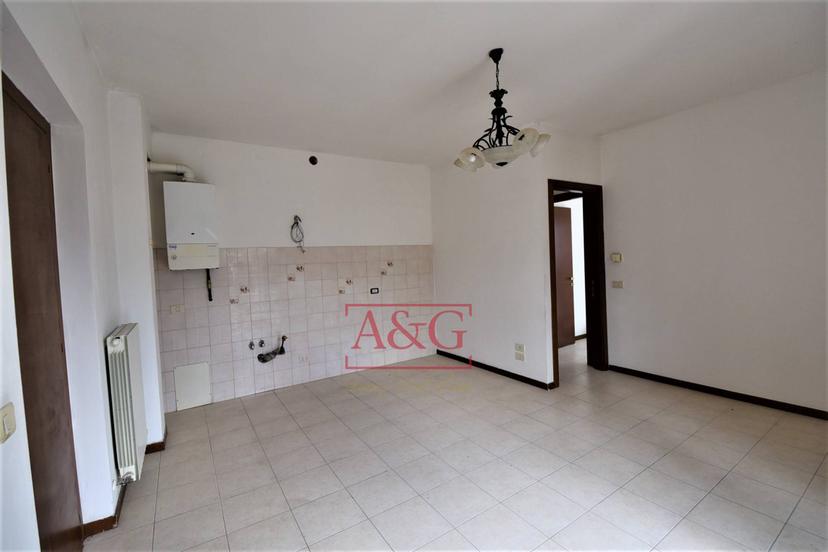 Quadrilocale in Via G. Puccini 12, Sarnano — foto 2 di 5