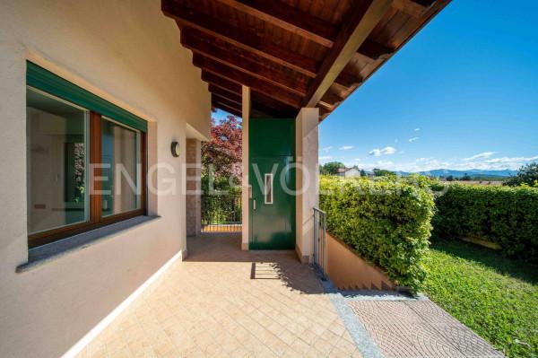 Villa bifamiliare in Via della Torretta 6, Gazzada Schianno