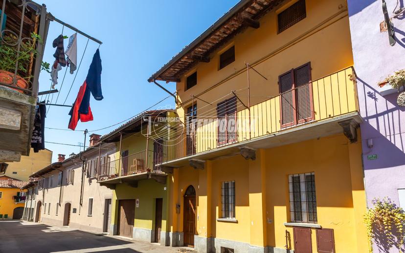 Casa indipendente in Via Monfalcone, Fossano — foto 3 di 5