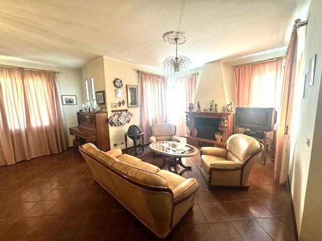 Villa in Via Giovanni Boccaccio, Carmignano