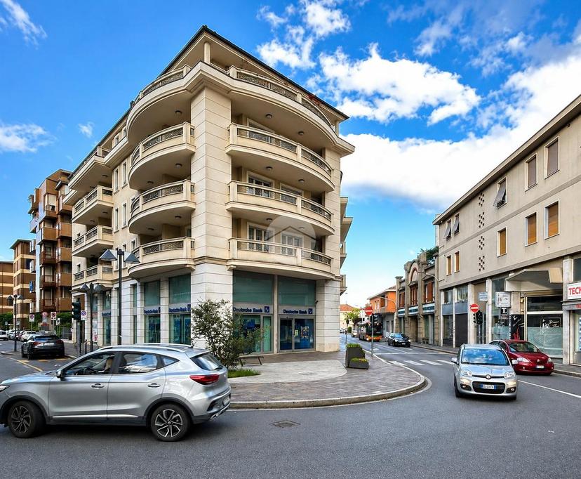 Trilocale in Via Sciesa 4, Seregno