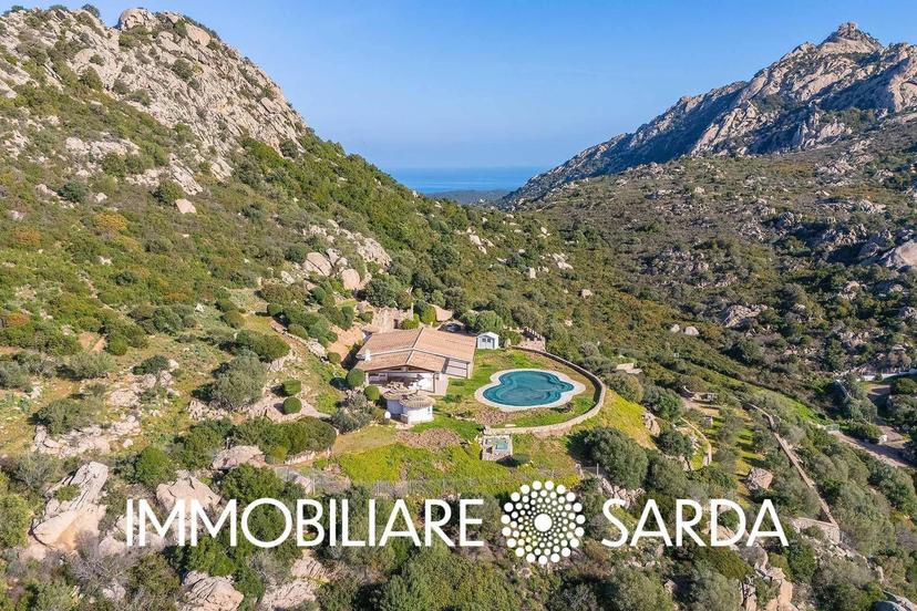 Villa, Olbia