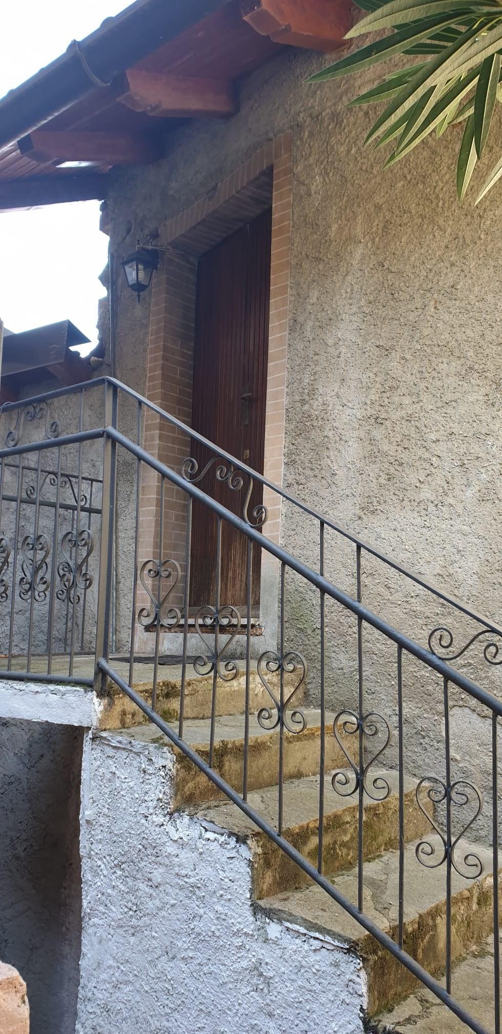 Porzione di casa, Blevio