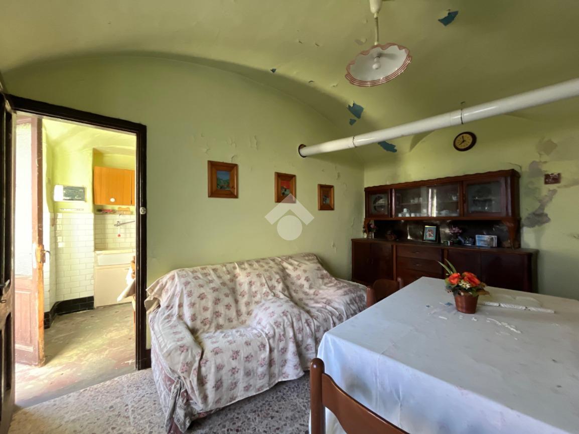 Casa indipendente in Via Adolfo Ghella 38, Colleretto Castelnuovo