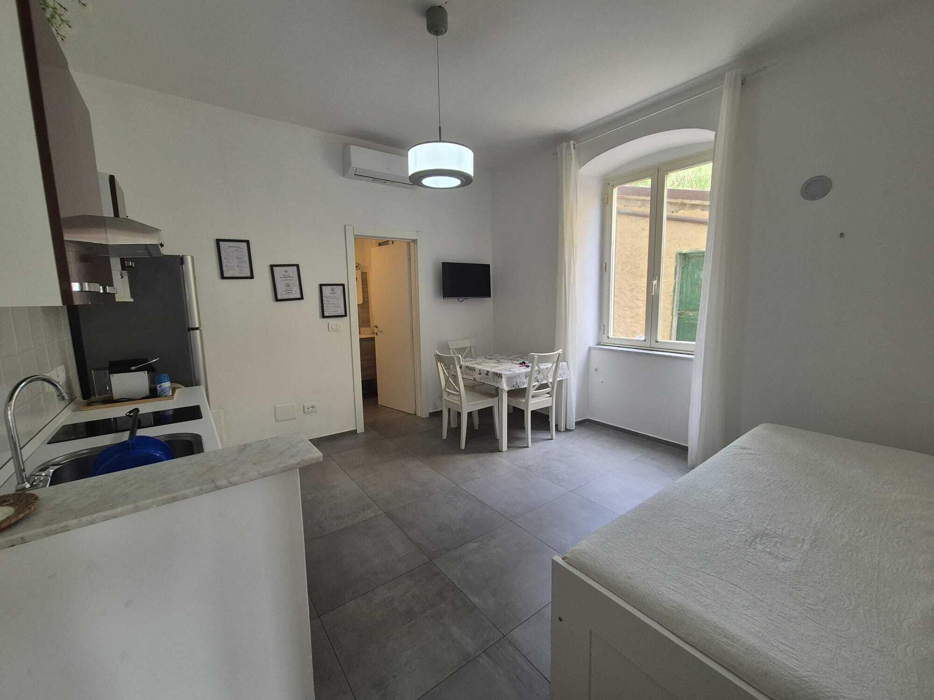 Bilocale in Via IV Novembre 69, Casarza Ligure