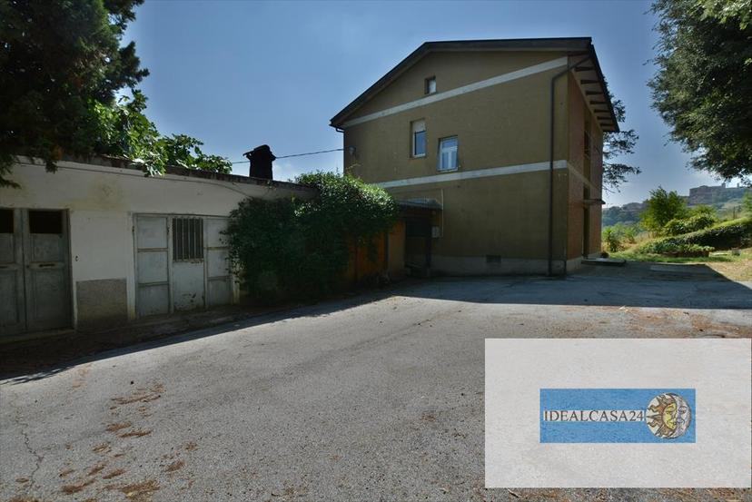 Casa indipendente in C.da Santo Stefano 35, Macerata — foto 4 di 5