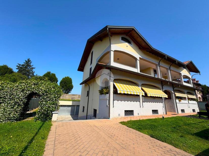 Bilocale in Via Gaetano Donizetti 47, Boffalora sopra Ticino