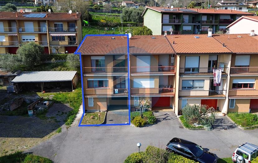 Villa in Via Brine, Costa Volpino — foto 2 di 5