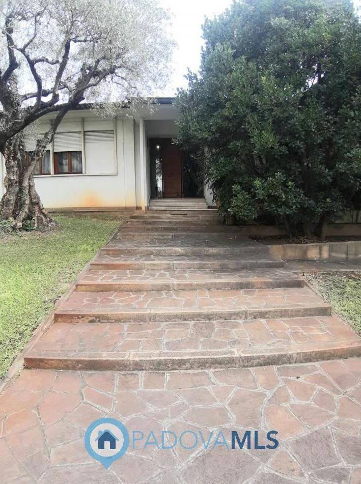 Villa in Via Gaetano Donizetti, Monselice — foto 2 di 5