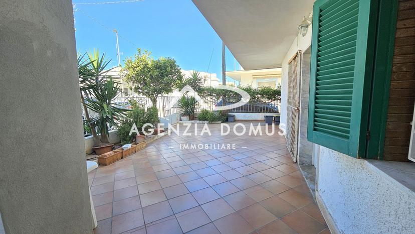Casa indipendente in Via Enrico Toti 16, Ugento — foto 2 di 5