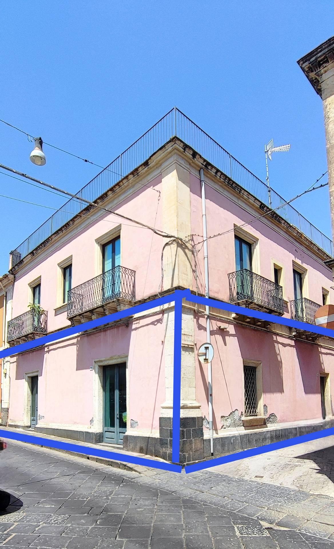 Casa indipendente in Via Flavio Gioia 79, Riposto