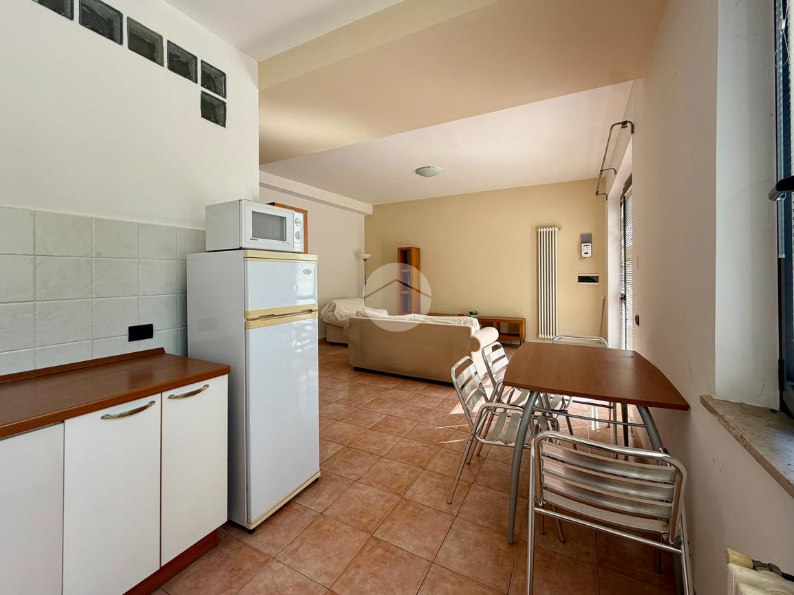 Villa in Via Cavour 4, Valeggio sul Mincio