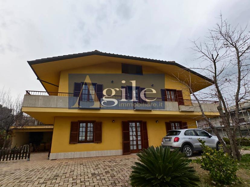 Villa in Via Tanti 20, Sant'Omero — foto 4 di 5