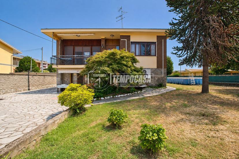 Casa indipendente, Cameri — foto 2 di 5