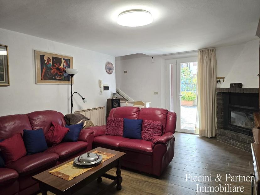 Casa indipendente in Località Mecucciami 14, Castiglione del Lago — foto 2 di 5