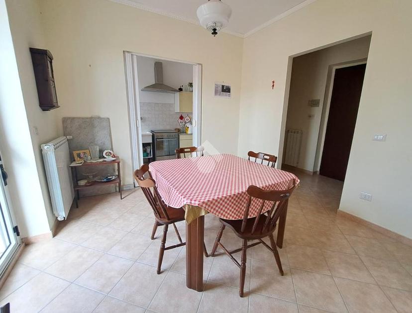 Trilocale in Via Canosa, Barletta — foto 5 di 5