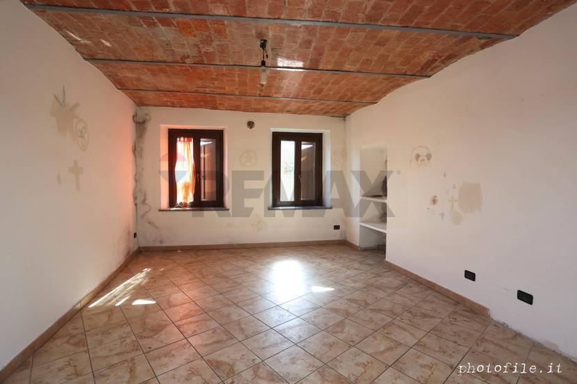 Casa indipendente in Via Notaio Landorno 10, Palazzo Canavese — foto 3 di 5
