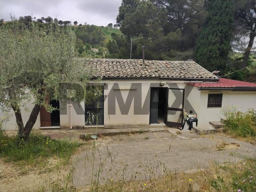 Villa in Contrada Rasalgone Snc, Piazza Armerina — foto 4 di 5