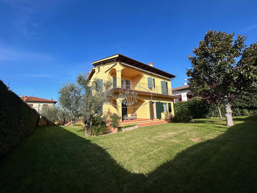 Villa, Castelfranco Piandiscò — foto 4 di 5