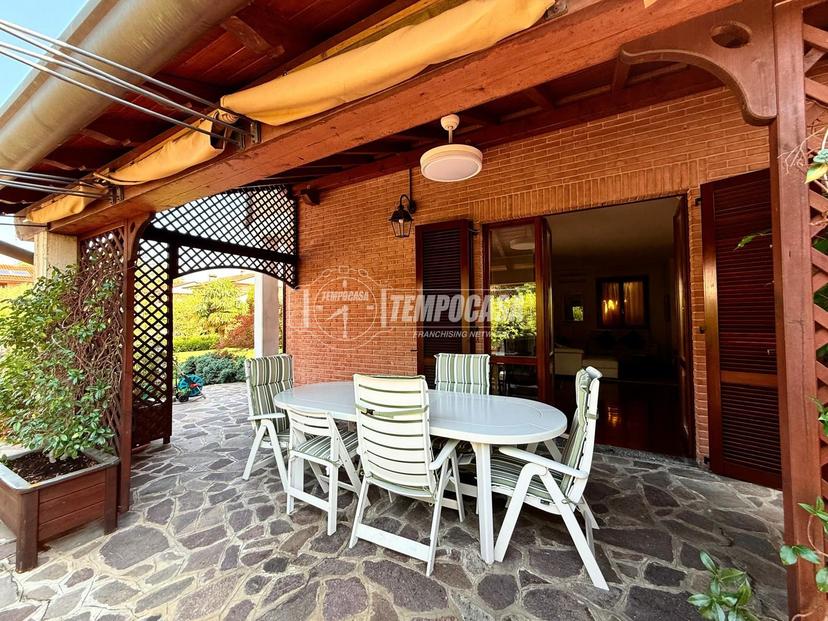 Villa in Via Acquedotto 55, Seveso