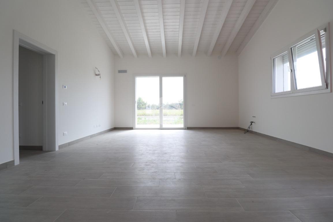 Villa in Via G. Perlasca, Castelbelforte