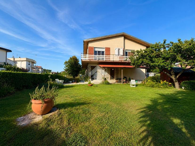 Villa in Via Modigliani 2, Collesalvetti — foto 2 di 5