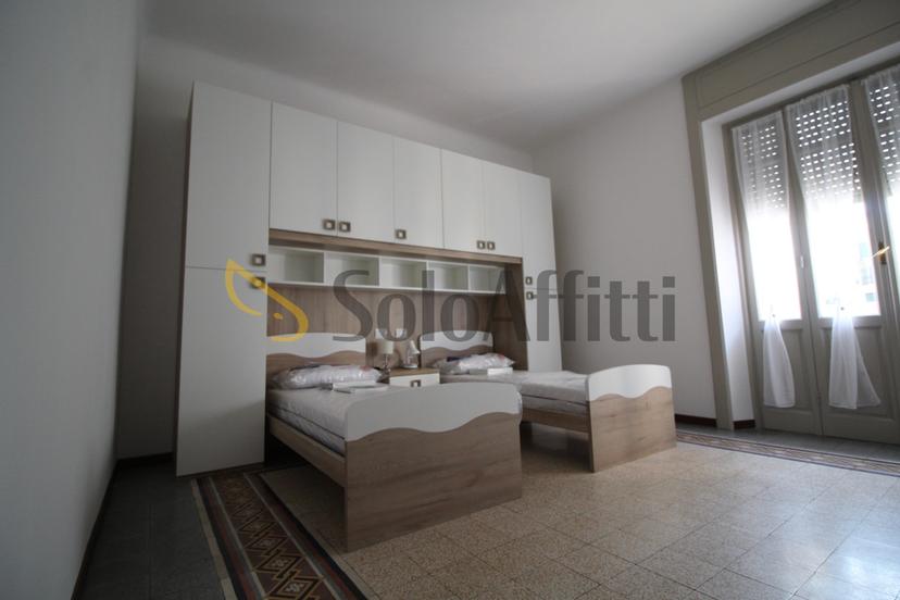 Stanza in appartamento in Via Carlo Frasconi 17, Novara