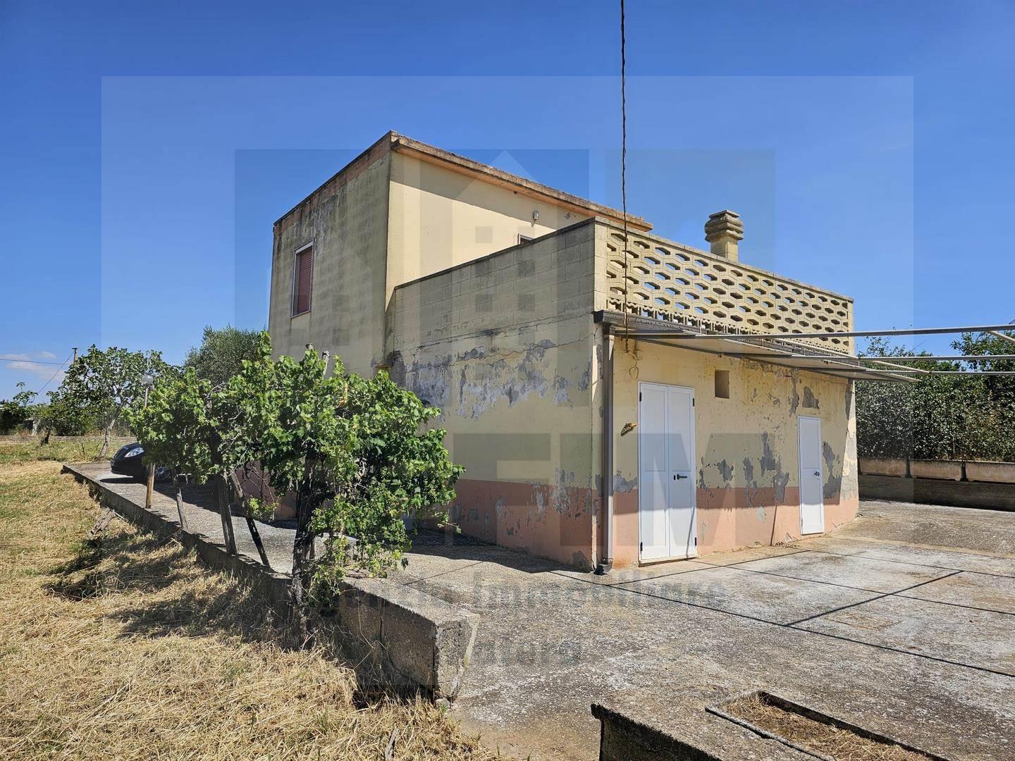 Villa, Pomarico