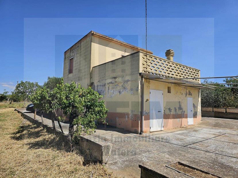 Villa, Pomarico