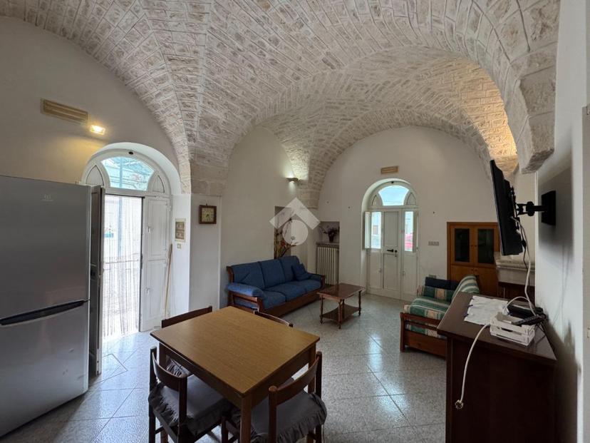 Casa indipendente in Piazza Sacro Cuore, Cisternino — foto 3 di 5