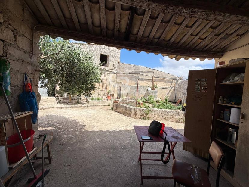 Casa indipendente in Via Trecentonovantadue Snc, Ragusa — foto 3 di 5