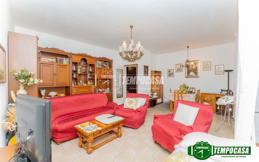 Appartamento in Via Piave 176, Bareggio — foto 4 di 5