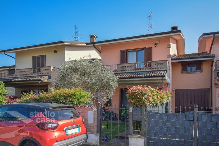 Villa a schiera in Via XXV Aprile 11, Corte Palasio — foto 3 di 5