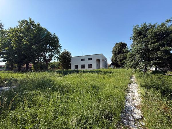 Villa in Via Armando Diaz 20, Cadorago