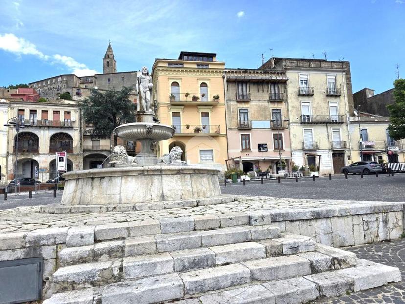 Casa indipendente in Via Roma, Montesarchio — foto 4 di 5