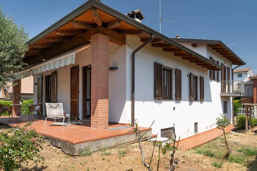 Villa in Strada Tre Noci 6, Casteggio — foto 4 di 5