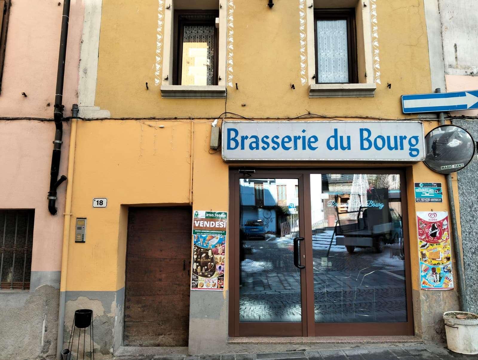 Quadrilocale in Via Risorgimento 18, Nus