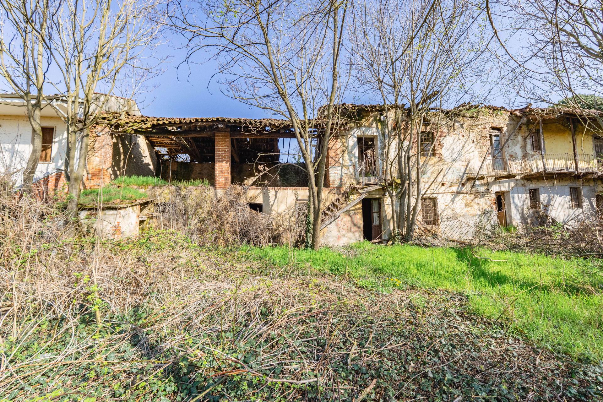 Rustico in Via Paperia 32, Piossasco