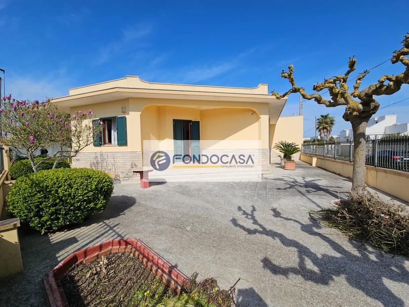 Villa in Via Bari 1, San Cassiano — foto 2 di 5