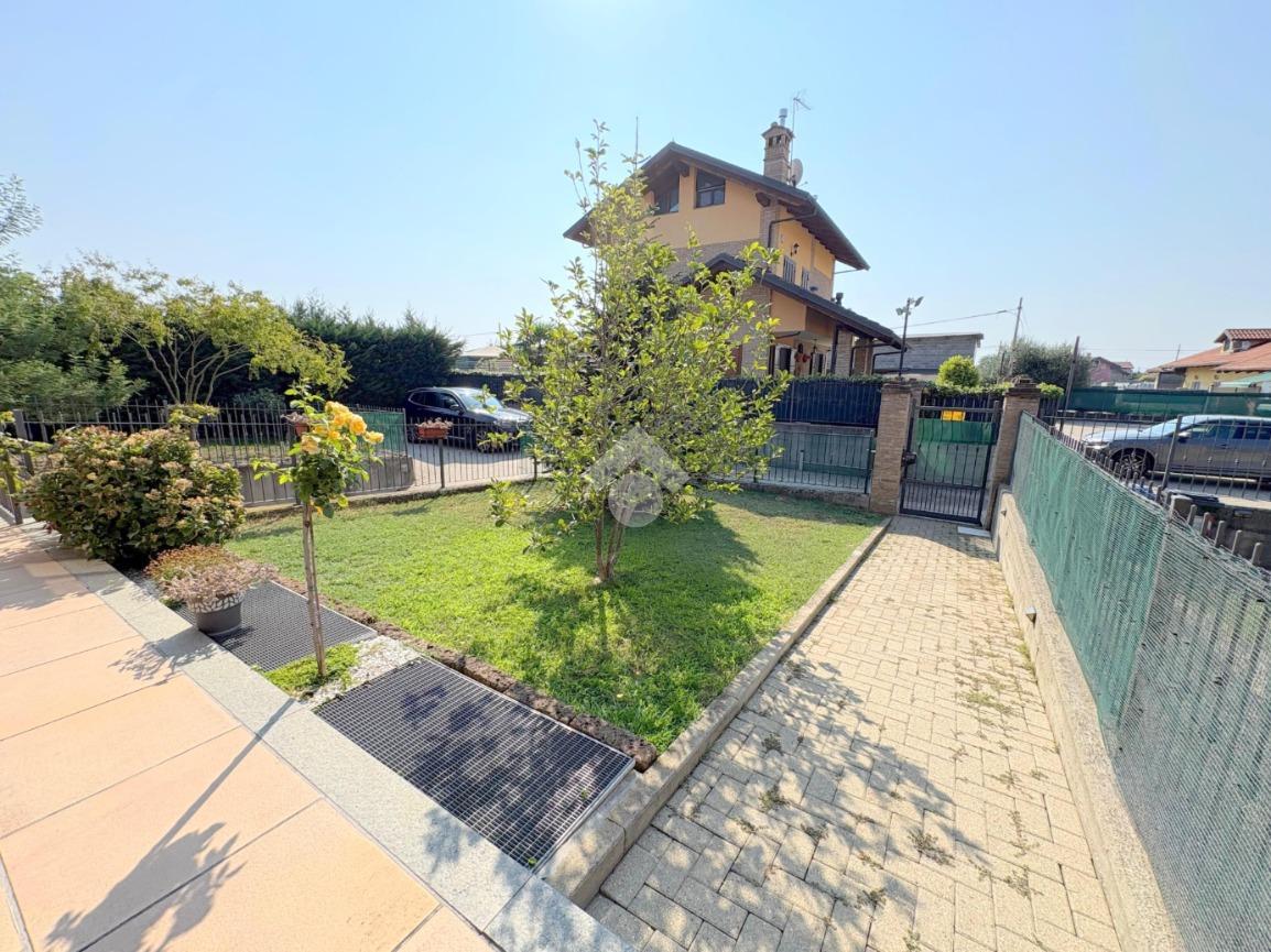 Villa in Via Brunero 102, San Maurizio Canavese
