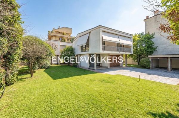 Villa in Corso Giacomo Matteotti 199, Seregno — foto 2 di 5