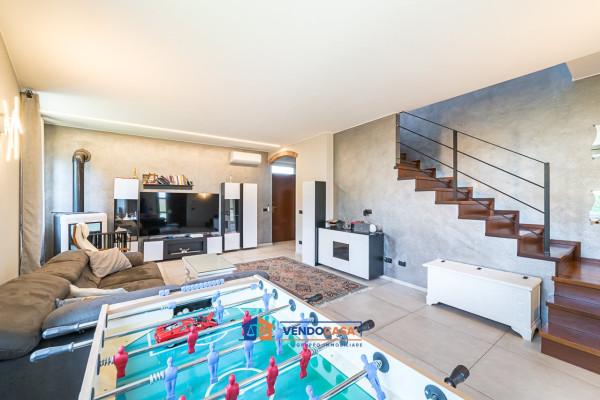Villa in Via Don Luigi Orione 68, Bra — foto 2 di 5