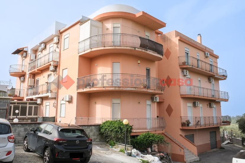 Trilocale in Via Giacomo Matteotti 80, San Filippo del Mela — foto 3 di 5
